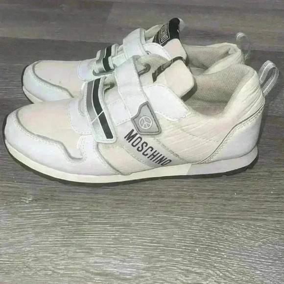 Moschino kids White and Black Trainers size 3 1/2 - Picture 1 of 9